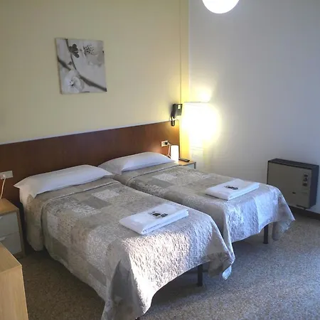 Hotel Rosa 2*