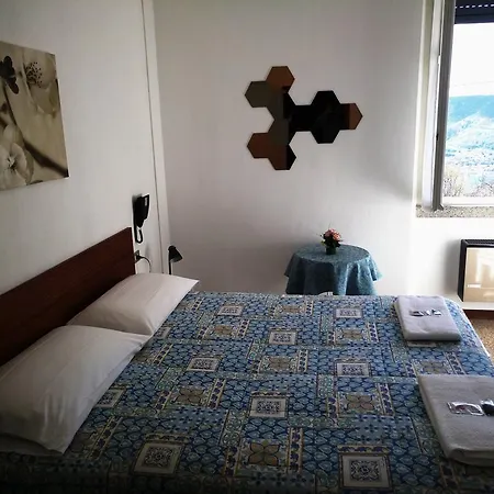 Rosa Hotel